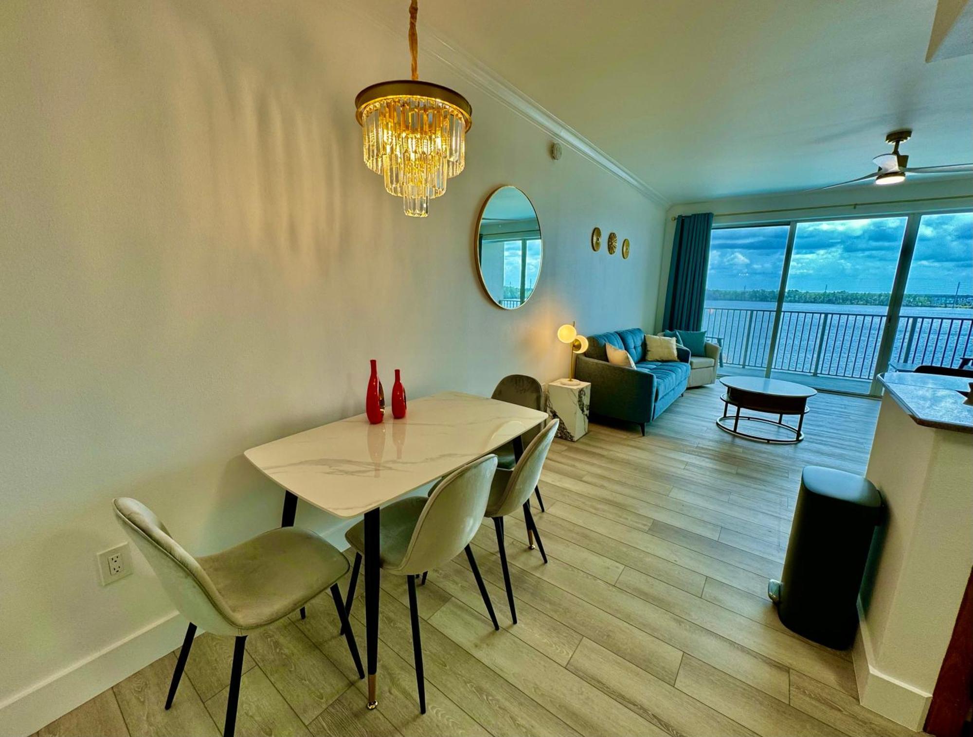 Balcony King Suite - Lake & Pool View オーランド エクステリア 写真