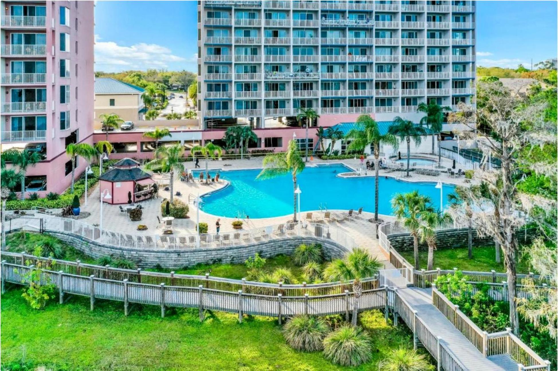 Balcony King Suite - Lake & Pool View オーランド エクステリア 写真