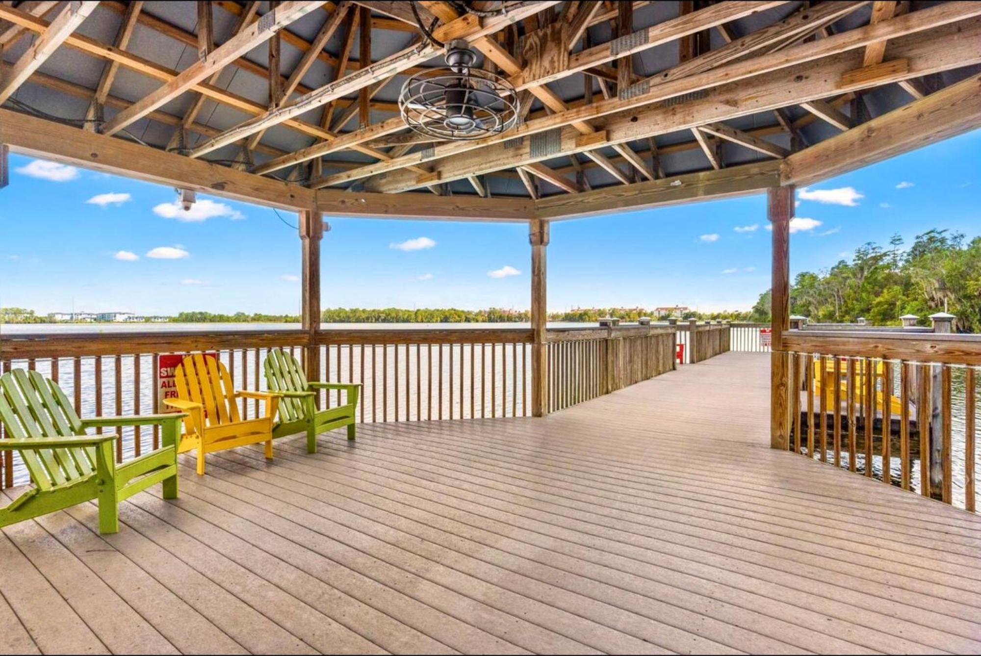 Balcony King Suite - Lake & Pool View オーランド エクステリア 写真