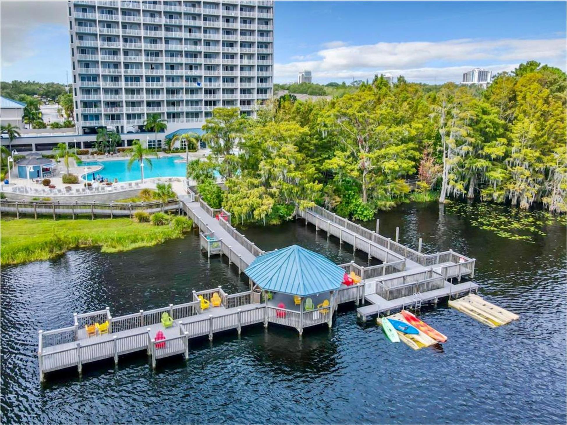 Balcony King Suite - Lake & Pool View オーランド エクステリア 写真