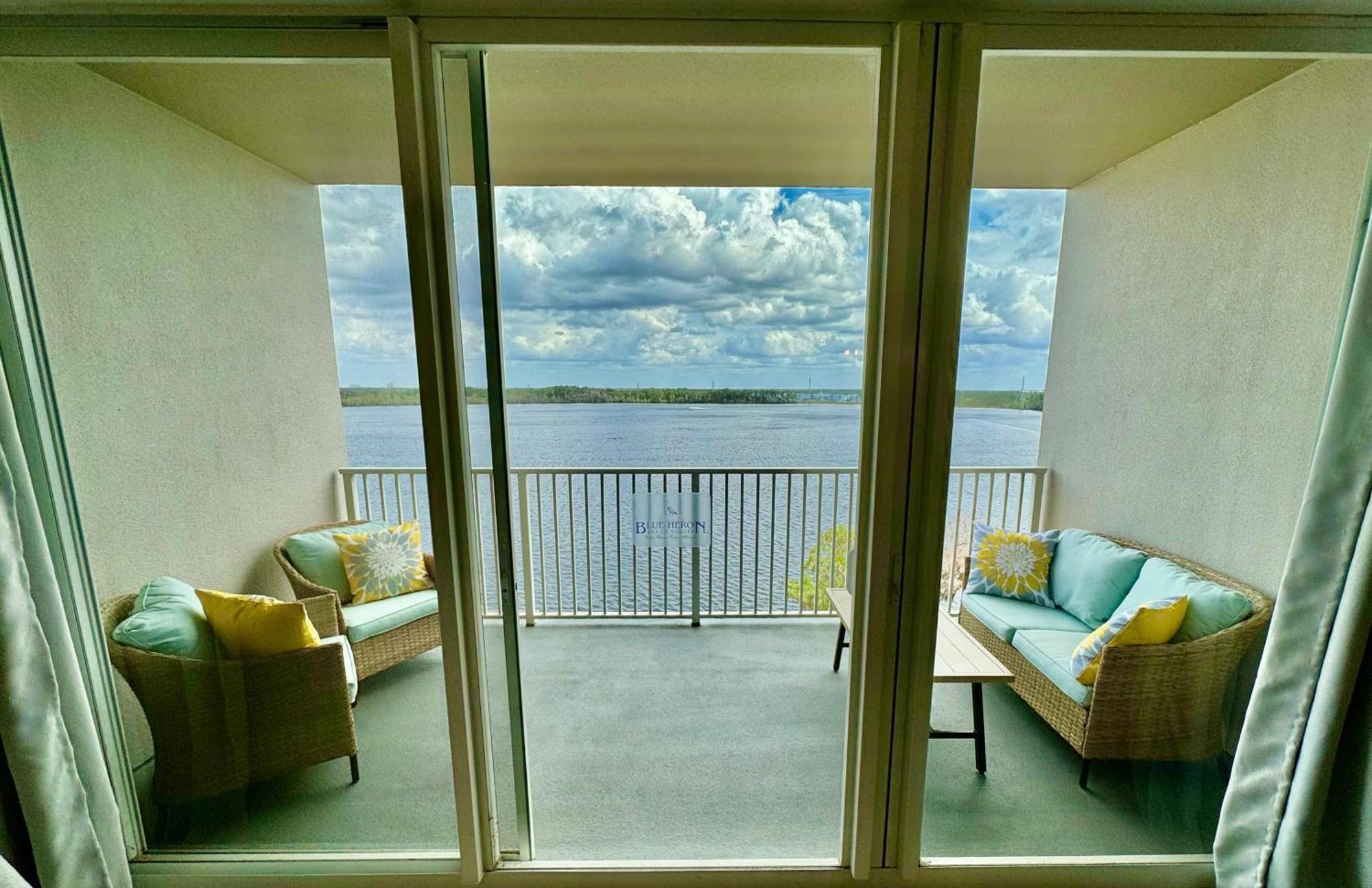 Balcony King Suite - Lake & Pool View オーランド エクステリア 写真